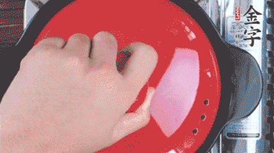 加香菇燉10分鐘后。