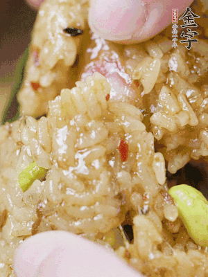 冷水下鍋煮3-4小時(shí)。